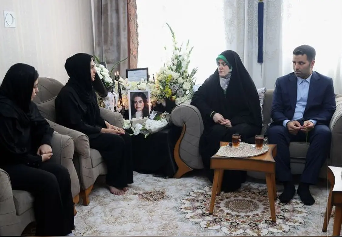 الهه حسین نژاد