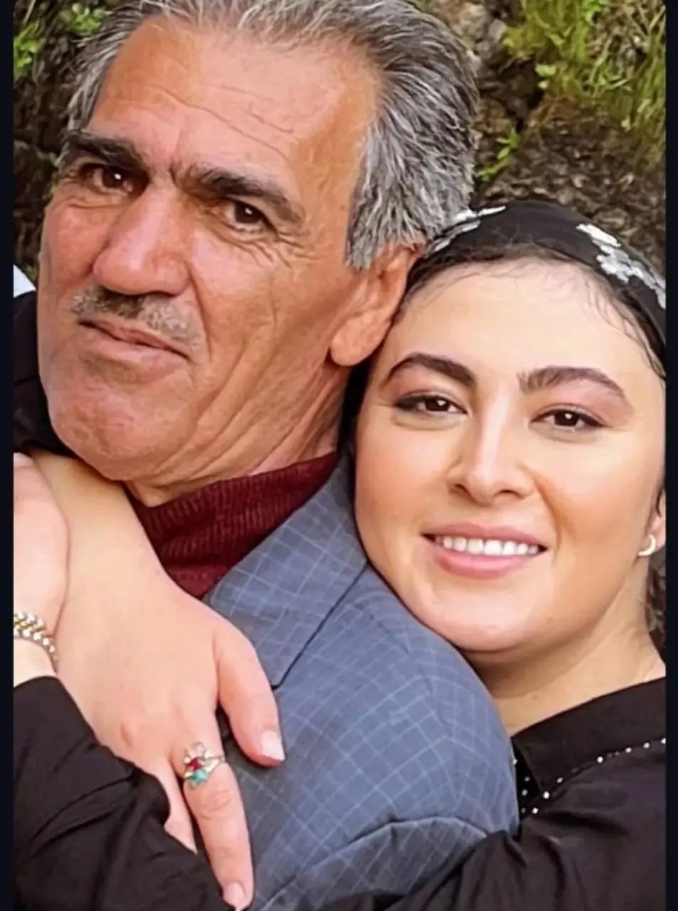 مریم مومن