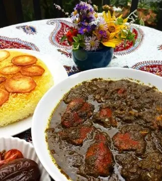مرغ ترش گیلانی