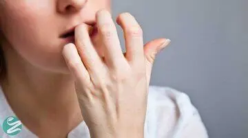 با این ترفند ساده دیگر ناخن‌های خود را نجوید | راهکار عالی 