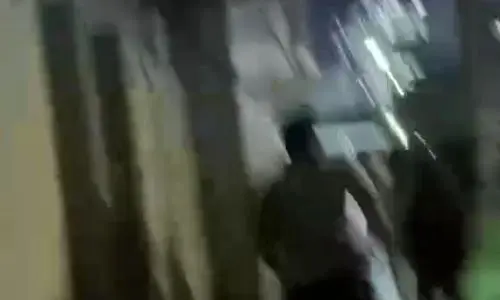 تصویری از فرار شهرک‌نشینان صهیونیست به پناهگاه در تل آویو پس از حمله موشکی ایران