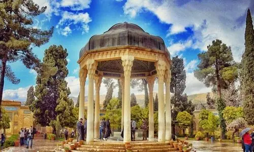 فال حافظ امروز، ۱۰ فروردین 1404 | پیش‌بینی روز شما با اشعار حافظ
