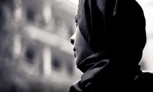 ماجرای ازدواج خانم پرستار با دانشمند قلابی | زندگی عجیب زن مشهدی