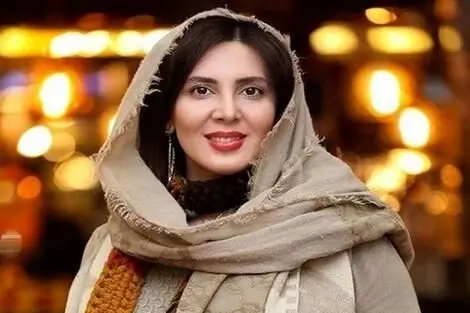 ترمز بریدن هولناک ماشین لیلا بلوکات در خیابان +فیلم