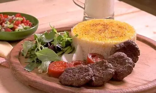 طرز تهیه سماق پلو مخصوص رستورانی | این غذای اصیل را حتما امتحان کنید