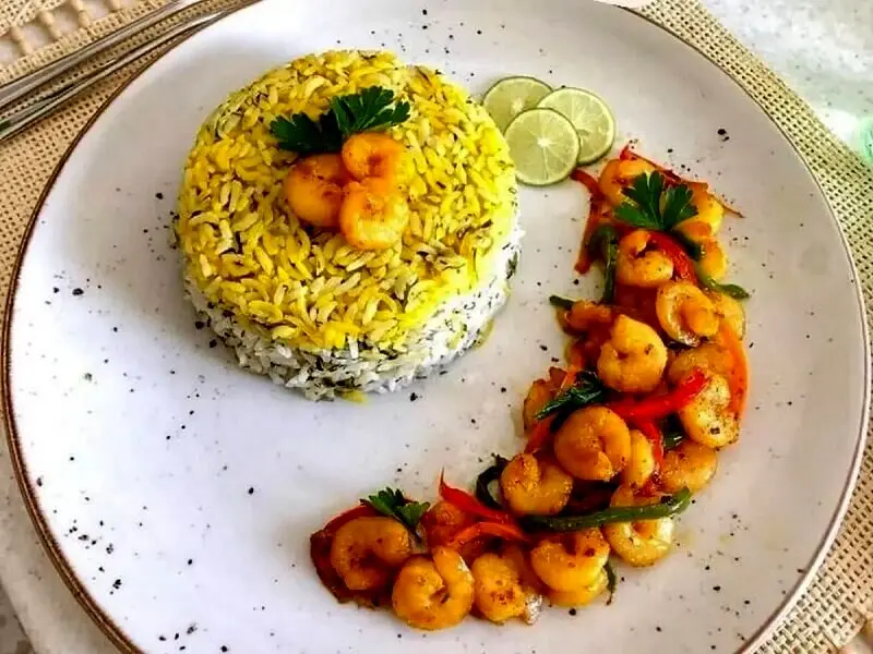 طرز تهیه شوید پلو با میگو ؛ قاطی پلو جنوبی را از دست ندهید | فوت و فن‌های خوشمزه شدن شوید پلو با میگو