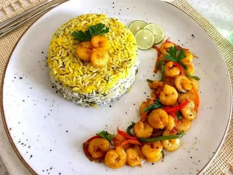 طرز تهیه شوید پلو با میگو ؛ قاطی پلو جنوبی را از دست ندهید | فوت و فن‌های خوشمزه شدن شوید پلو با میگو