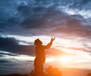 این دعا را حتما بخوان | دعای افزایش مال و ثروت با تاثیری غیرقابل باور 