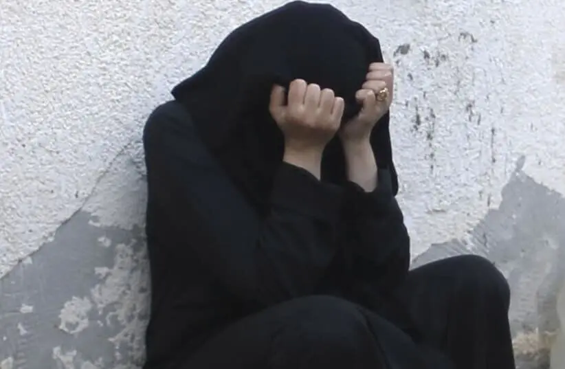 پیدا کردن دختر گمشده نوجوان در یک ساختمان نیمه کاره ! | ماجرای عجیب فرار دختر تهرانی چه بود ؟