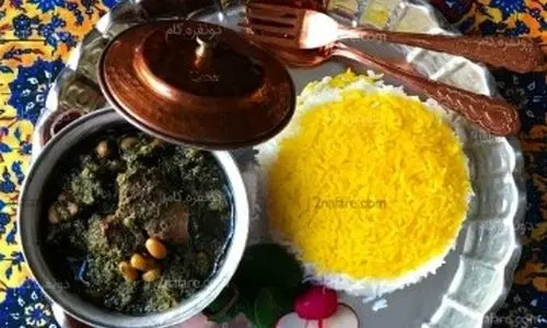 طرز تهیه قورمه‌سبزی تبریزی با لوبیا چشم بلبلی | این سبک پخت قورمه سبزی را یکبار امتحان کنید 