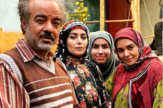 بیابان گردی عجیب بازیگر «نون خ» در دبی! | صهبا شرافتی باز همه را شوکه کرد