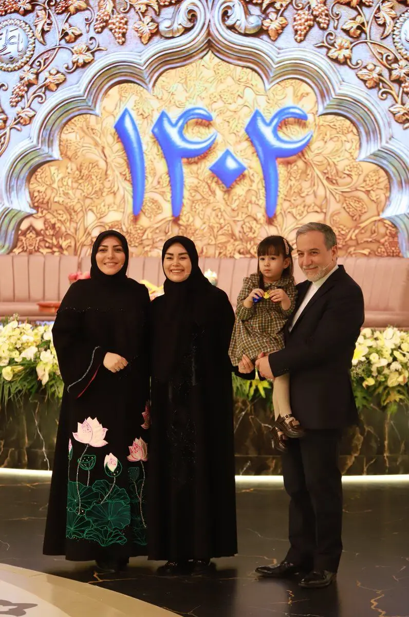 عکس جدید از زن عراقچی