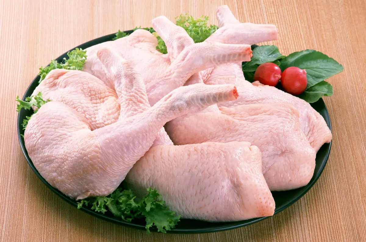 اوج گرفتن قیمت مرغ در روز شنبه ۱۵ مهر | قیمت مرغ زنده امروز اعلام شد