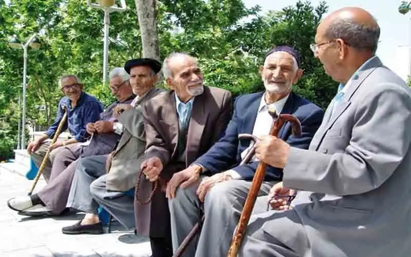 آخرین جزییات تغییرات حقوق بازنشستگان  در دولت پزشکیان اعلام شد | رونمایی از مبلغ جدید حقوق بازنشستگان | اجرای مرحله جدید متناسب‌سازی حقوق حداقل‌بگیران بازنشسته