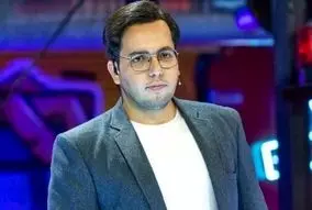 حامد سلطانی زن دوم گرفت | آقای مجری بعد از سال همسرش دوباره دوماد شد | عاشقانه‌های آقا حامد و همسر دومش مجازی را ترکوند