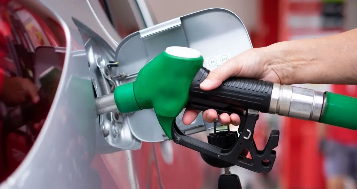 سهمیه بنزین اردیبهشت‌ماه شارژ شد | سهمیه‌ بنزین افزایش یافت