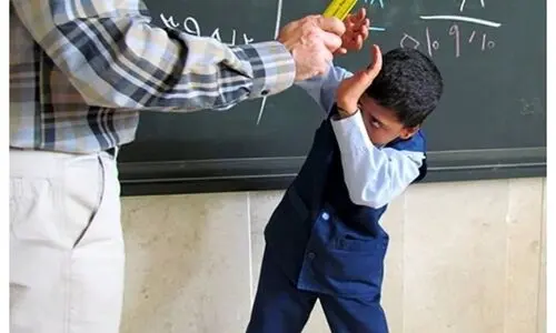 تنبیه بدنی وحشتناک دانش آموز مشهدی | لگن دانش آموز با لگد ناظم شکست