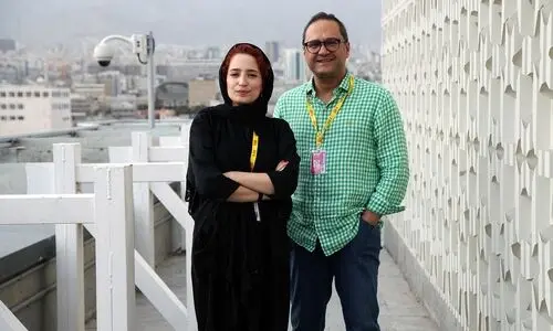 عکس تفریح رامبد جوان و همسر سومش در خارج | لباس اروپایی نگار جواهریان چه شیکه 