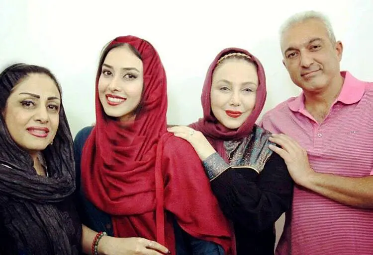 جلف بازی های بهنوش بختیاری در خیابان همه را عاصی کرد | بهنوش خانم سن و سالی از شما گذشته دیگه !