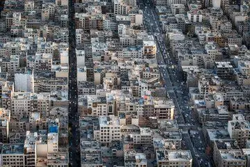 پیش‌بینی بازار مسکن در سال ۱۴۰۴ | امسال خانه بخریم یا نخریم؟