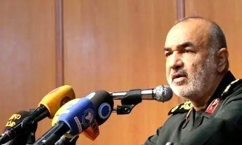 عکسی از آرامگاه ابدی سردار شهید سلامی در حرم حضرت عبدالعظیم حسنی (ع)
