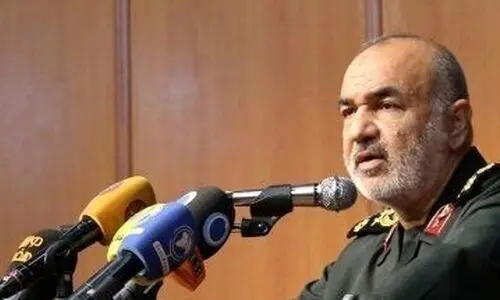 عکسی از آرامگاه ابدی سردار شهید سلامی در حرم حضرت عبدالعظیم حسنی (ع)