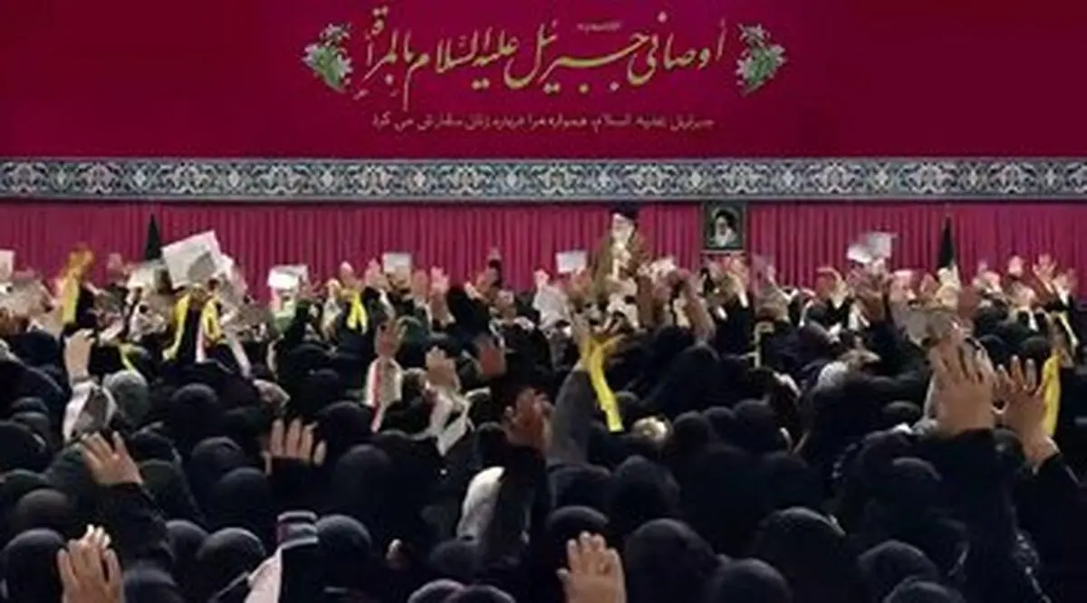  تصویری از حضور بانوان غیر ایرانی در دیدار با رهبر انقلاب