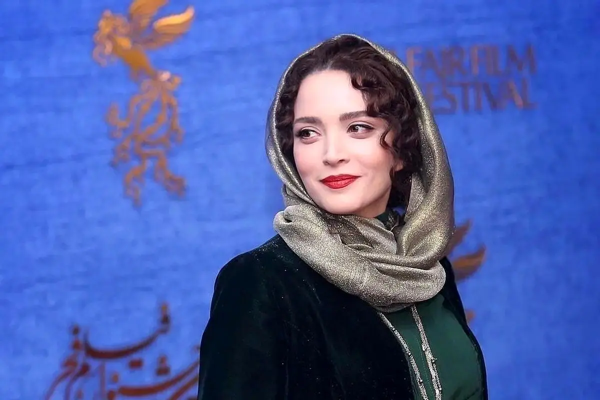 تیپ گرانقیمت بهنوش طباطبایی جلب توجه کرد | کیف دستی ۶۰۰ میلیون تومانی بهنوش طباطبایی در یک مراسم! + تصاویر
