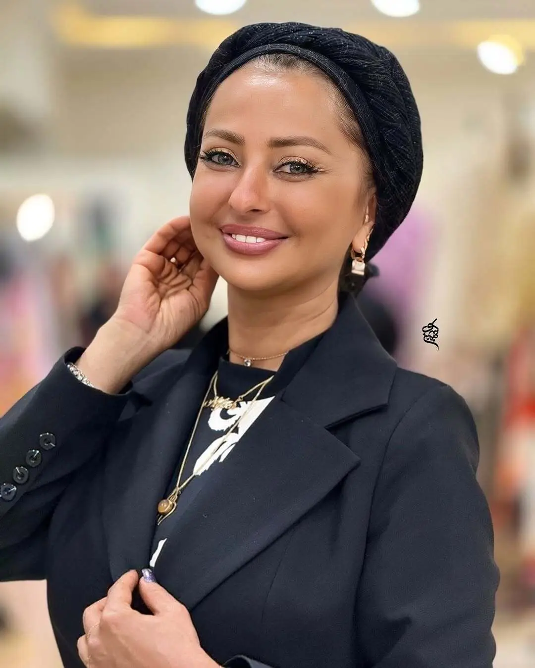 کت و شلوار خاص نفیسه روشن چشم ها را خیره کرد + عکس