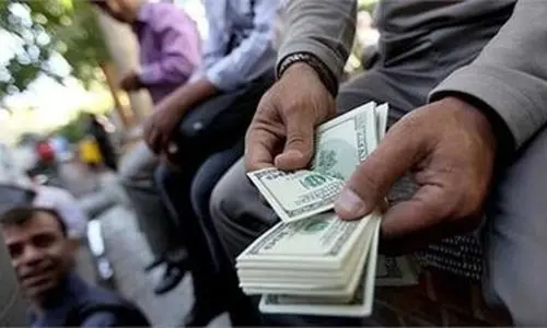 قیمت دلار آزاد پنجشنبه ۲۶ تیر ۱۴۰۴؛ هم اکنون | افزایش ۳۵۰ تومانی قیمت دلار آزاد
