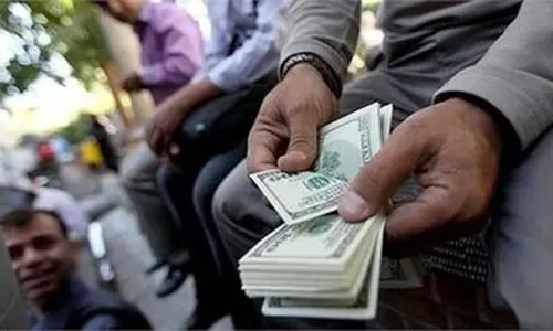 قیمت دلار آزاد پنجشنبه ۲۶ تیر ۱۴۰۴؛ هم اکنون | افزایش ۳۵۰ تومانی قیمت دلار آزاد