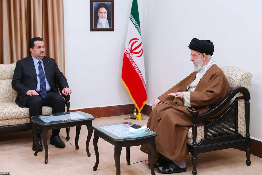 دیدار رهبر انقلاب با نخست وزیر عراق 