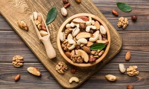 مراقب آجیل های سمی بازار باشید ! | راه های تشخیص خشکبار آلوده چیست؟