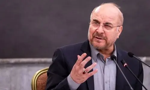 حضور قالیباف در مراسم باشکوه تشییع شهدای حمله اسرائیل به ایران +عکس