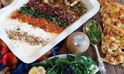 خوراک قفقازی با گوشت چرخ کرده؛ یک غذای سریع و مقوی