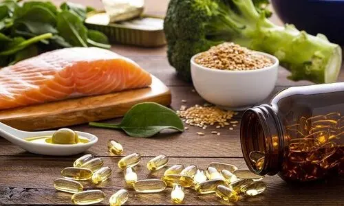 عواقب جدی و خطرناک مصرف زیاد امگا ۳ | مصرف زیاد امگا ۳ چه بلایی سرتان می آورد!؟