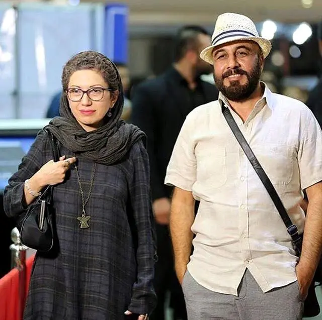 اوضاع عجیب این روزهای رضا عطاران | بادیگاردهای رضا عطاران در مراسم درگذشت پدرش در مشهد +عکس