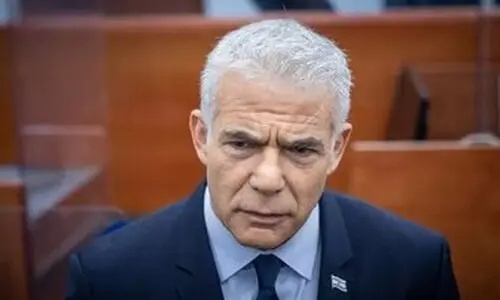 فرزند یائیر لاپید بی خانمان شد | مخالف نتانیاهو ویرانی خانه فرزندش را به نمایش گداشت