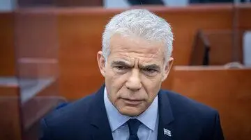فرزند یائیر لاپید بی خانمان شد | مخالف نتانیاهو ویرانی خانه فرزندش را به نمایش گداشت