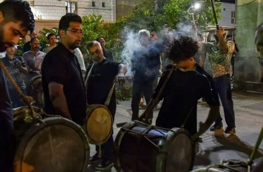 فستیوال کوچه دیشب در سوگ بندرعباس پایان یافت | همدردی با جان‌باختگان حادثه بندر شهید رجایی