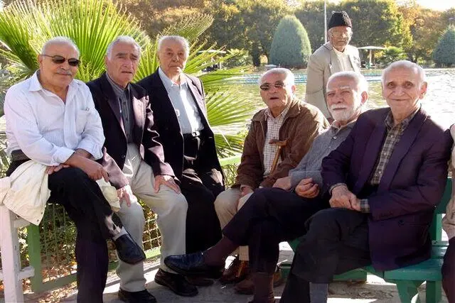 واریز ۲.۰۰۰.۰۰۰ تومان به حقوق بازنشستگان امشب| کدام بازنشستگان منتظر پرداخت معوقات باشند؟