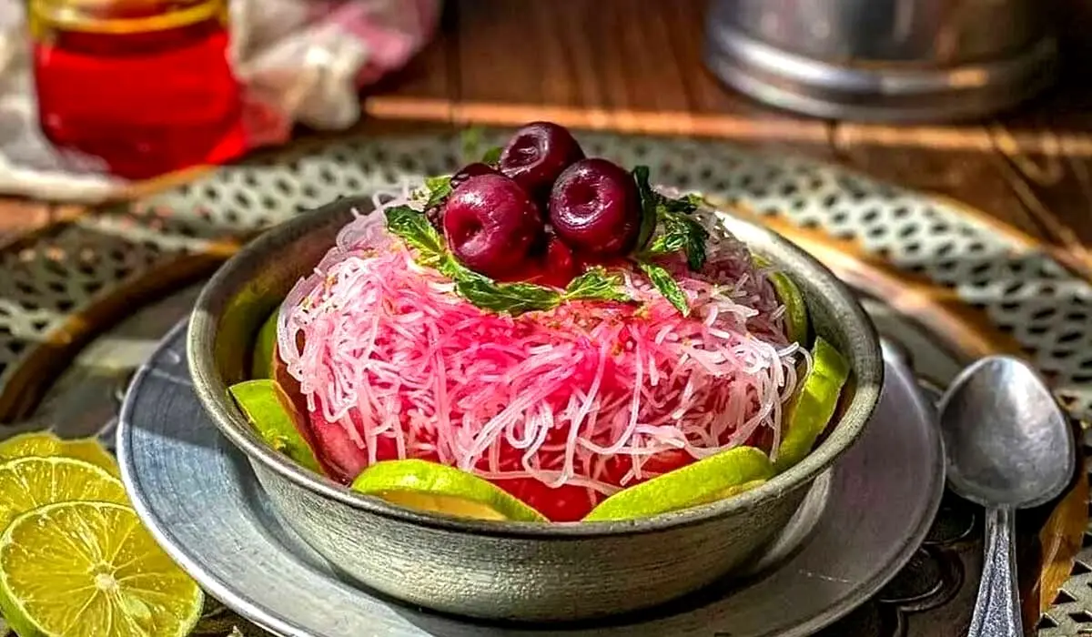 طرز تهیه فالوده شیرازی در خانه | ساده ترین روش تهیه دسر محبوب ایرانی