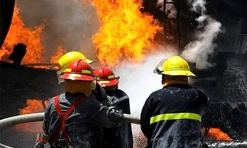 آتش‌سوزی فجیع چند مغازه در بازار تجریش