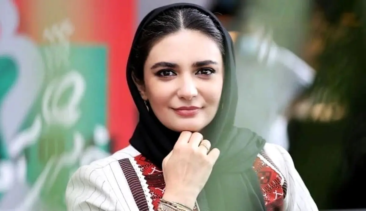 عکس لیندا کیانی با یک استایل خاص روی جلد مجله رفت +عکس