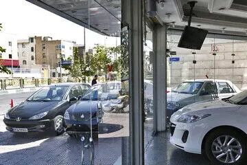 ریزش 10/000/000 تومانی قیمت این مدل خودروها | آخرین قیمت خودرو شاهین، کوییک، ساینا، سمند و دنا  