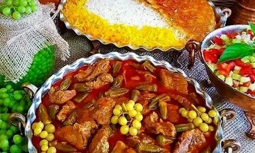 طرز تهیه خورش بامیه اصیل جنوبی | خواص بی نظیر خورش بامیه برای بدن !