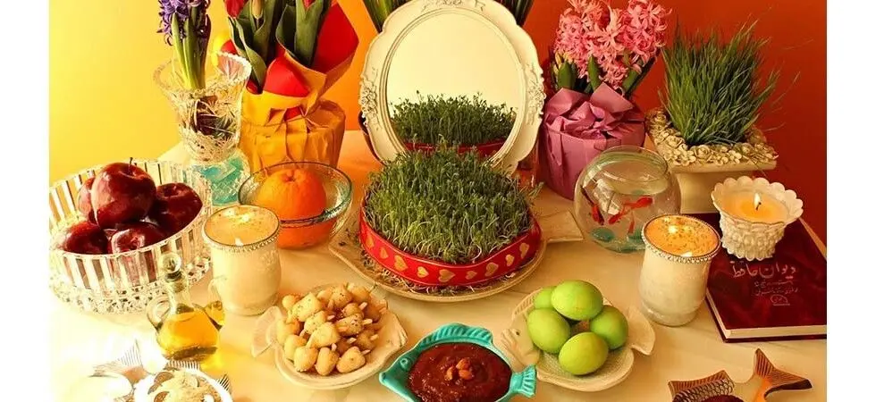 پهن کردن سفره هفت‌سین ایرانی در فضا ! + عکس