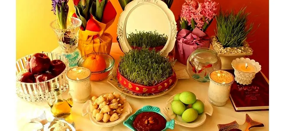پهن کردن سفره هفت‌سین ایرانی در فضا ! + عکس
