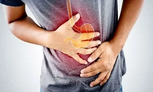 اگر سوزش سر دل دارید سمت این  ۸ ماده غذایی نروید | بهترین درمان خانگی سوزش سر دل !