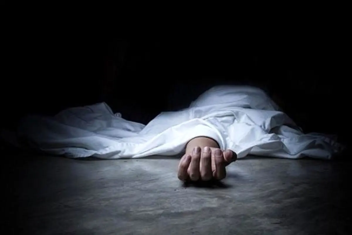 جسد بازیگر معروف در آپارتمانش پیدا شد | این بازیگر احتمالاً حدود دو هفته پیش فوت کرده است +عکس